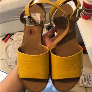 Kenneth Cole Sandals